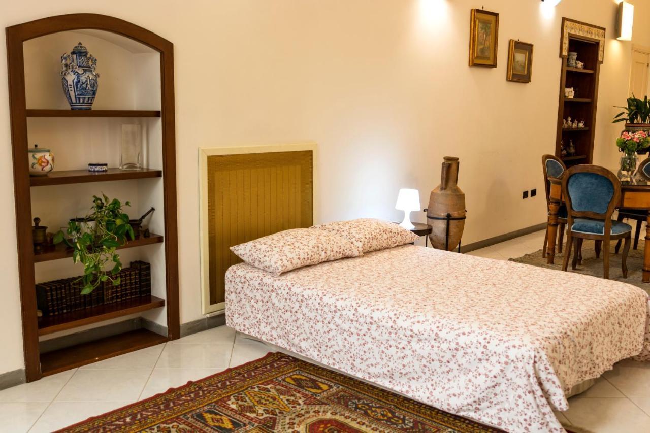Charming Apartment Napoli Esterno foto