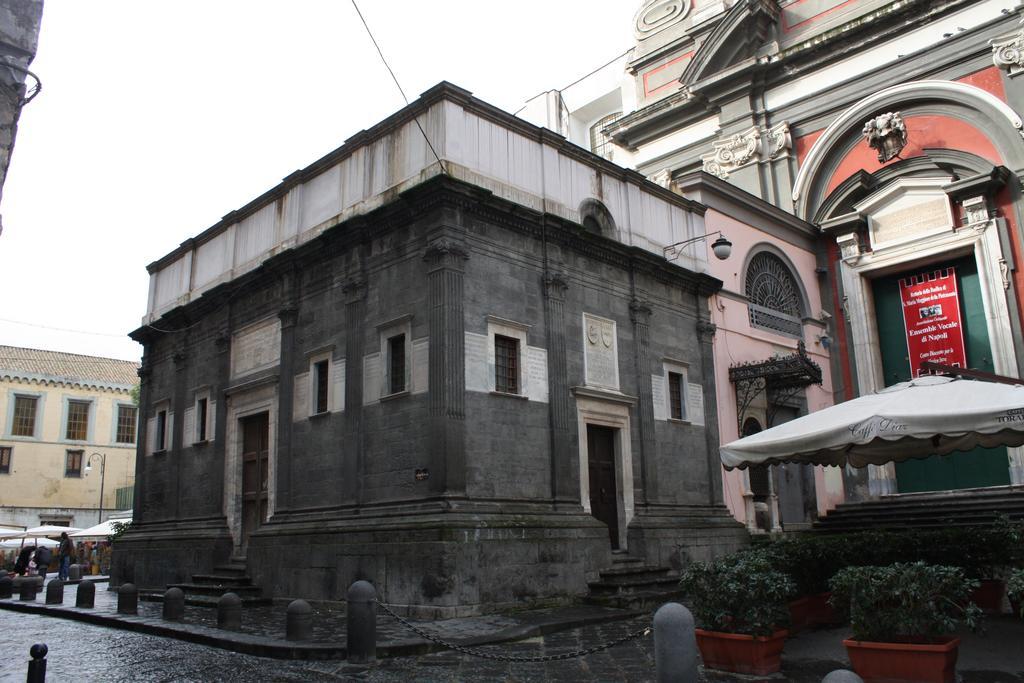 Charming Apartment Napoli Esterno foto