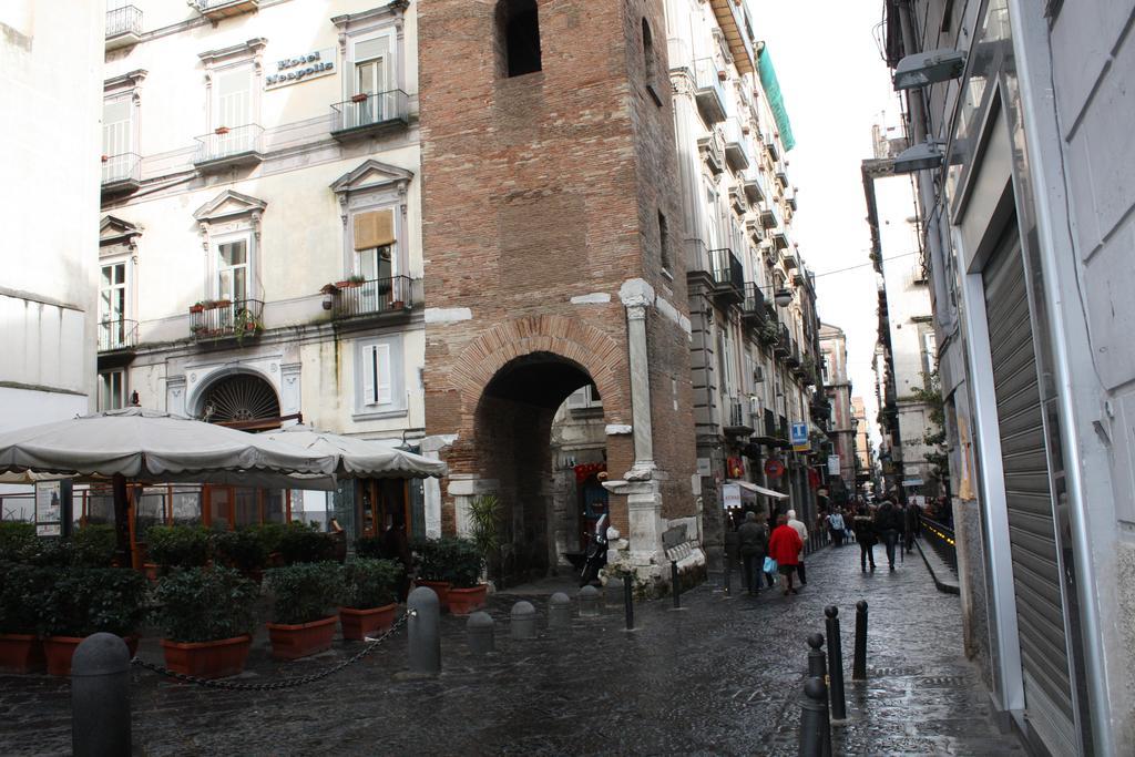 Charming Apartment Napoli Esterno foto
